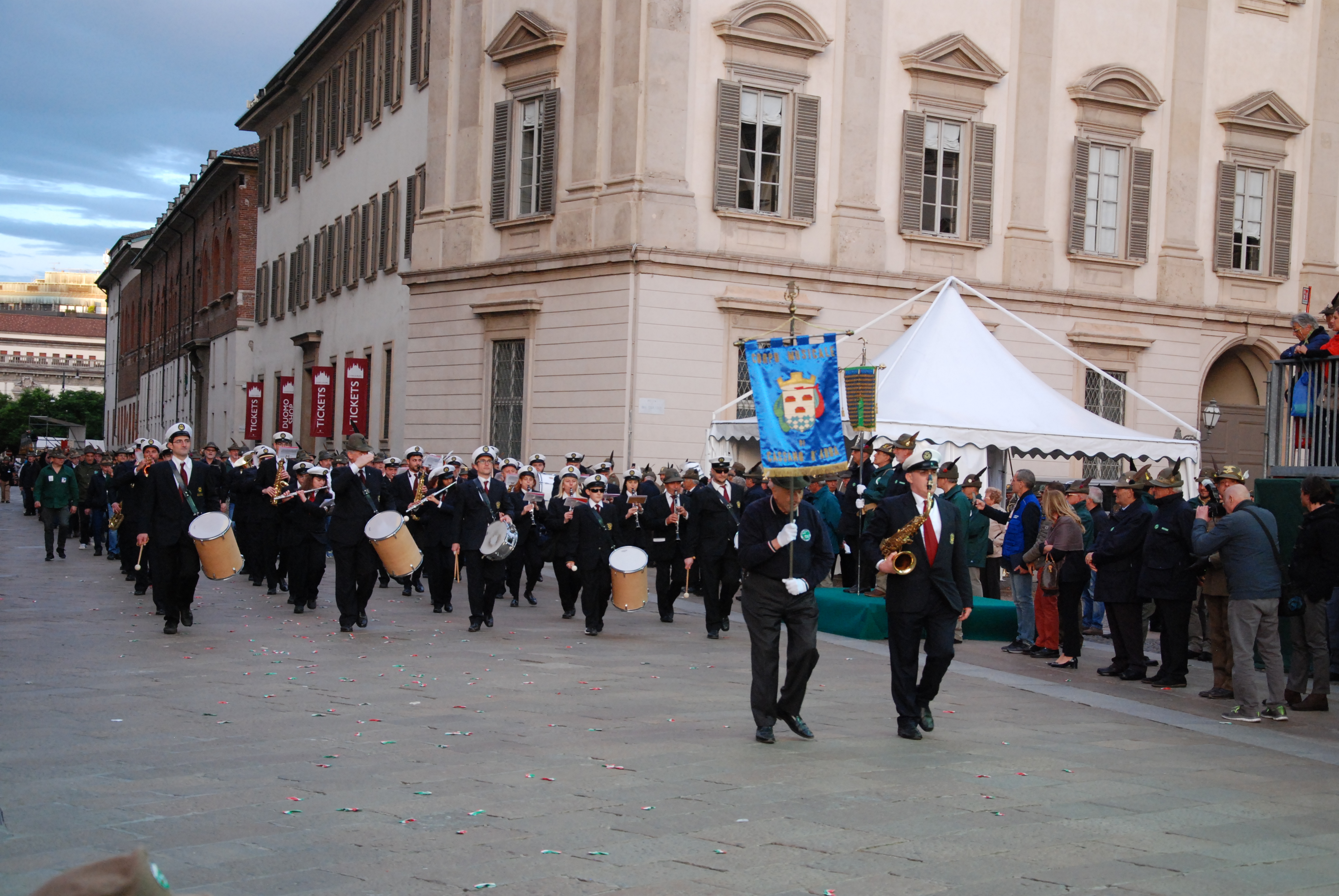 Inizio-Adunata-Nazionale-alpini-Milano-100