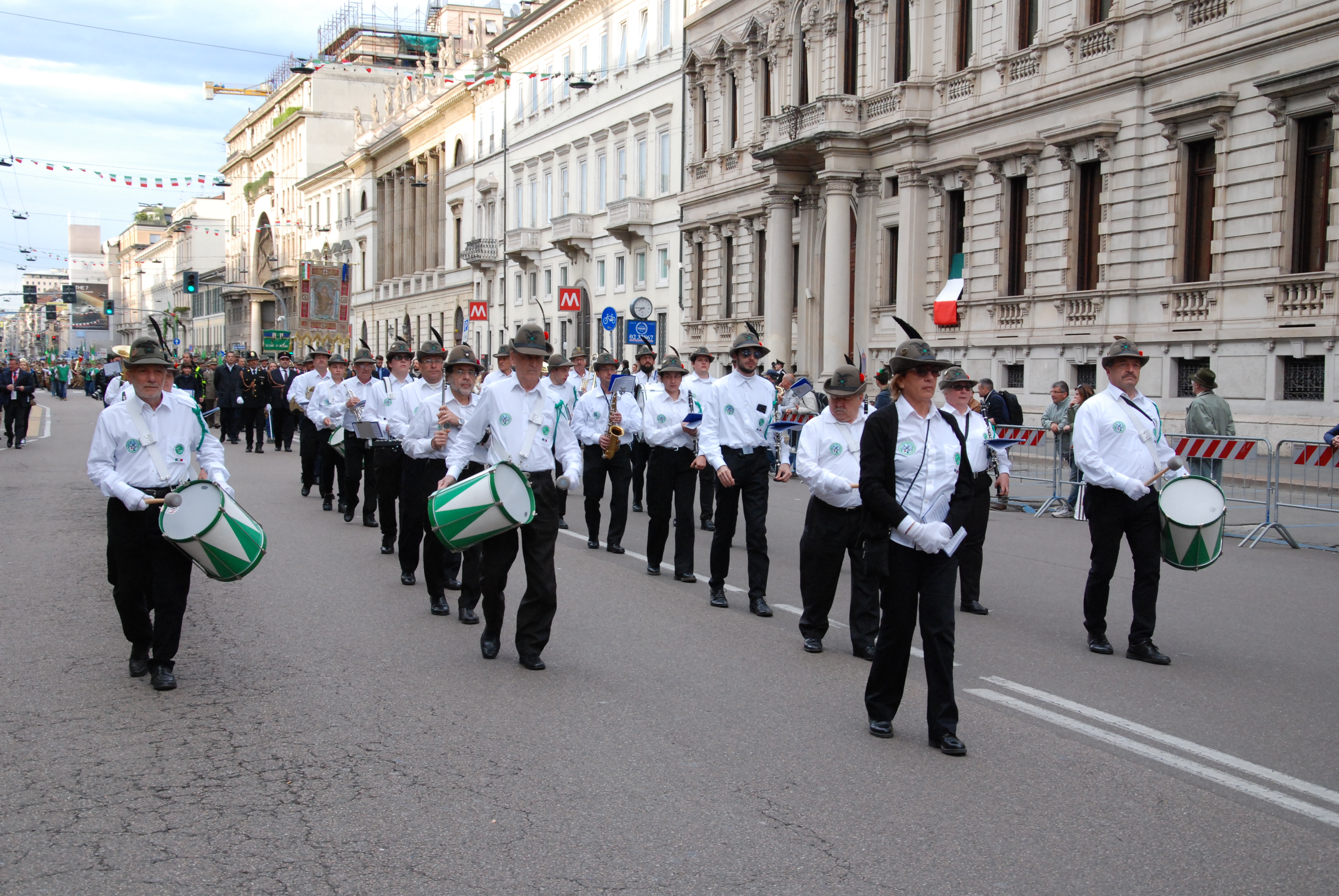 Inizio-Adunata-Nazionale-alpini-Milano-4