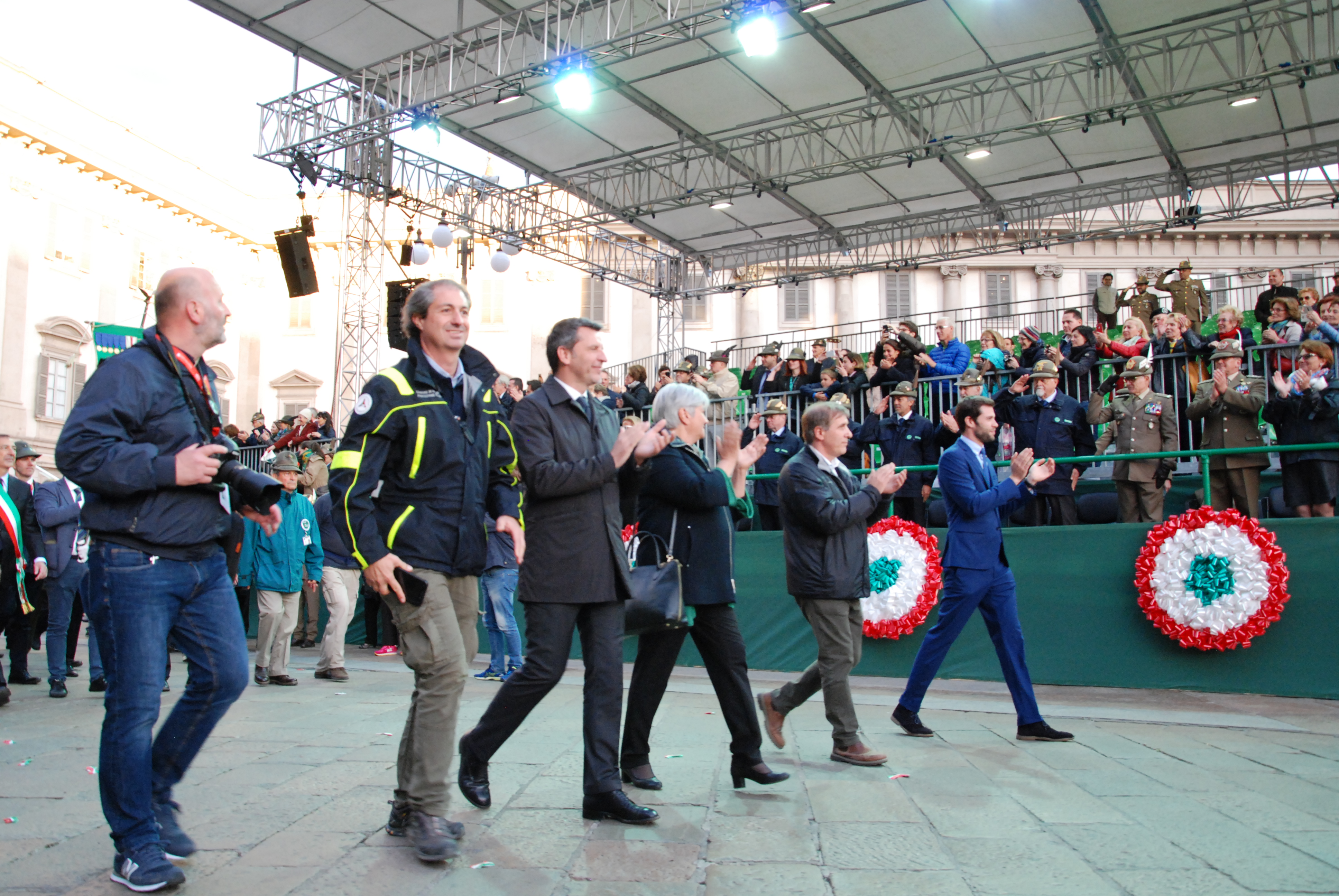Inizio-Adunata-Nazionale-alpini-Milano-53